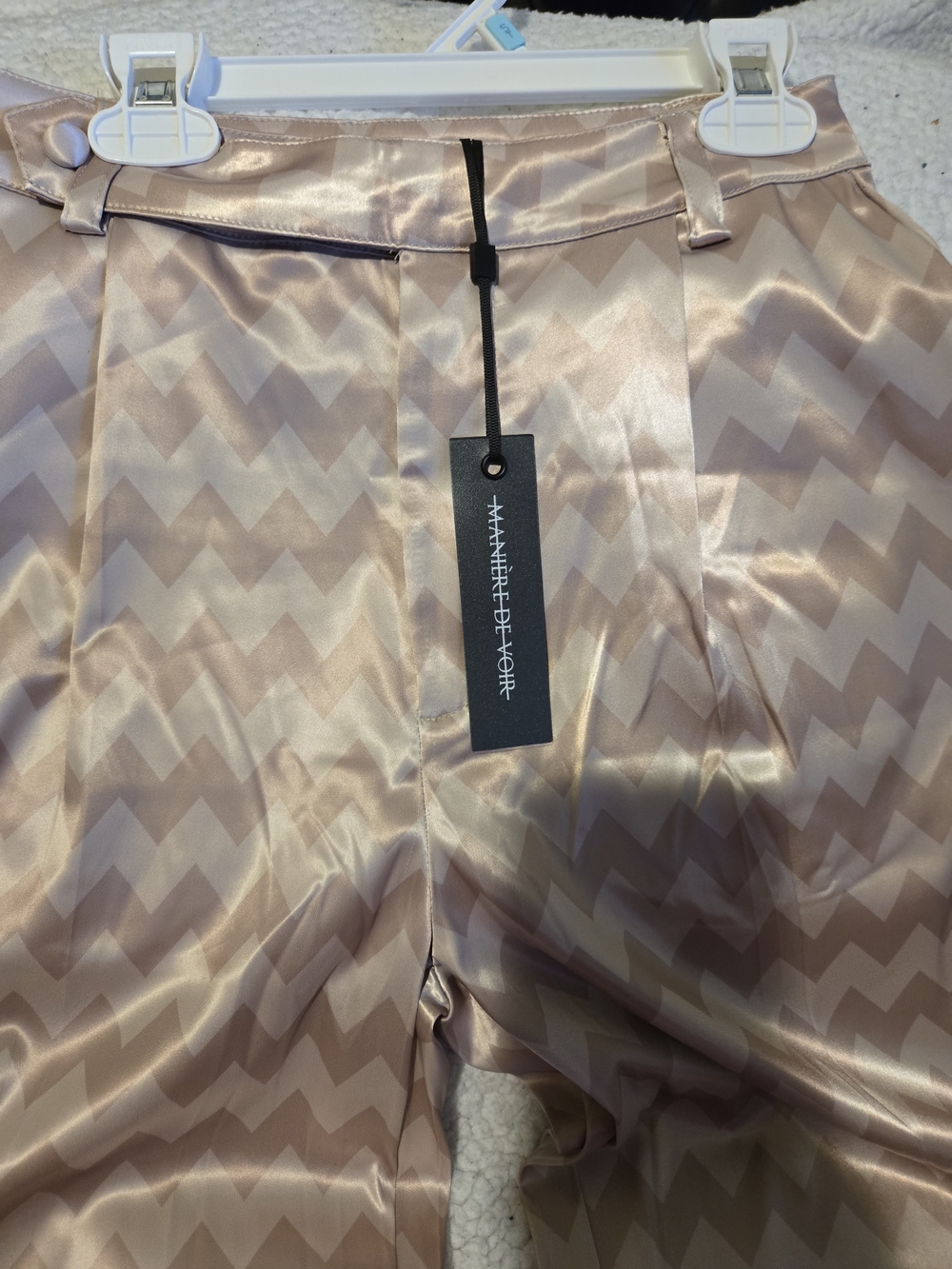 Manner De Voir Satin Chevron Pants in Blush